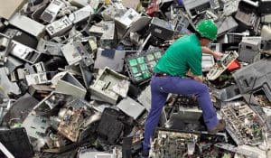 خرید ضایعات الکترونیکی در تهران و حومه