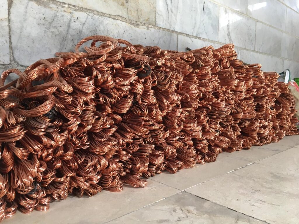 تفکیک و دسته بندی ضایعات مس